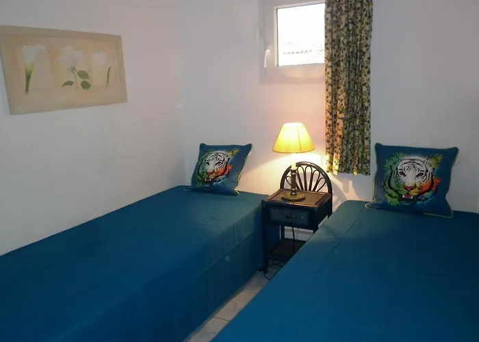 Climatisee 3 Pieces 100 M Cap D'agde *